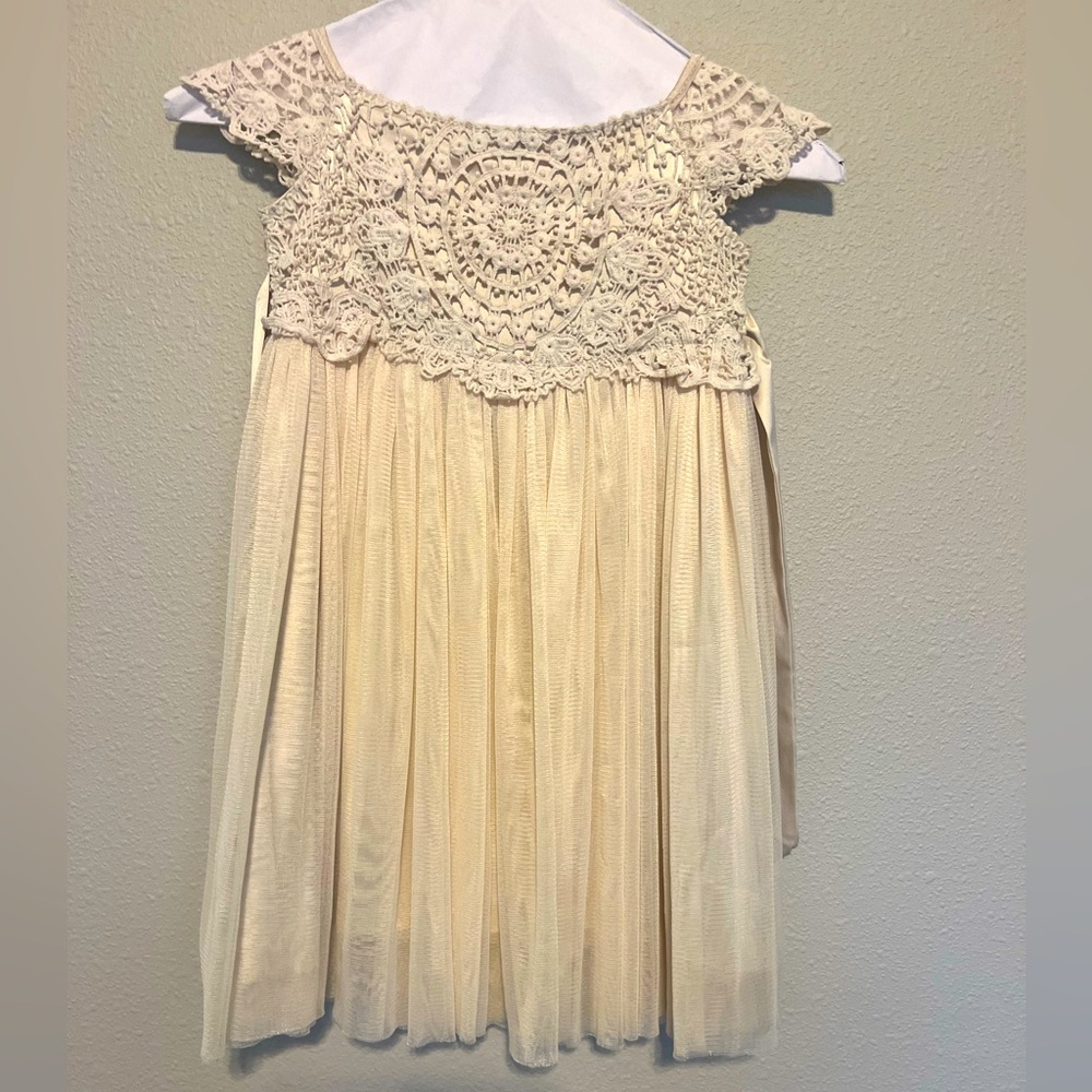 Ivory Girls Special Occassion Dress - Size 3/4